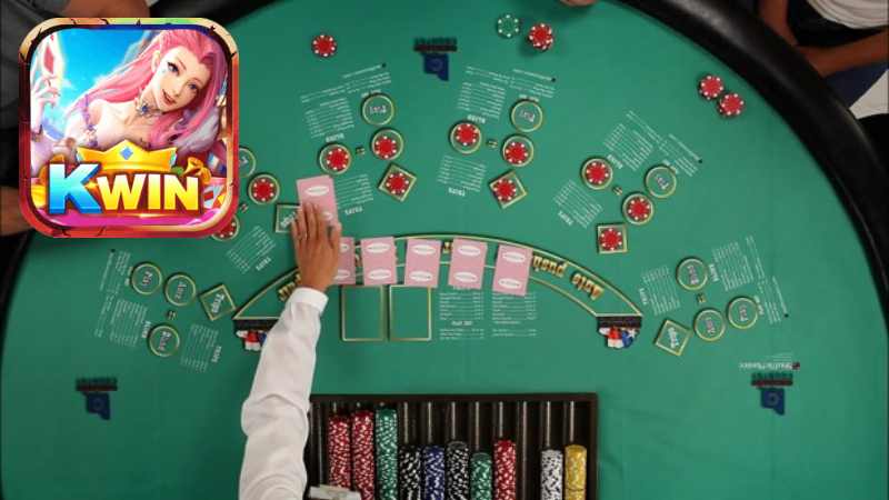 Cùng Kwin Tìm Hiểu Về Game Bài Poker Texas Hold ‘ em.jpg